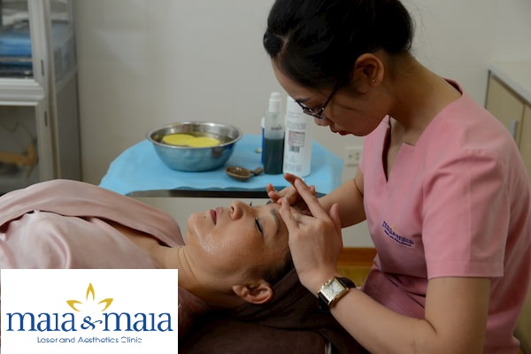 Kết hợp massage hỗ trợ trẻ hóa làn da Kết hợp massage hỗ trợ trẻ hóa làn da