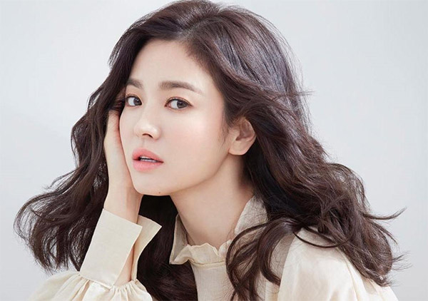 Song Hye Kyo rất chú trọng tới đôi lông mày Song Hye Kyo rất chú trọng tới đôi lông mày