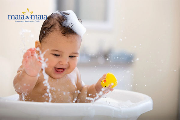 Thường xuyên tắm gội cho trẻ bằng sản phẩm phù hợp Thường xuyên tắm gội cho trẻ bằng sản phẩm phù hợp