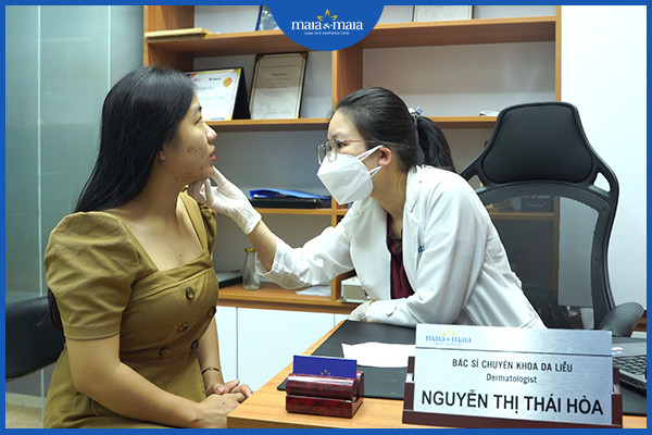 Thăm khám với bác sĩ để tìm ra nguyên nhân gây bệnh
